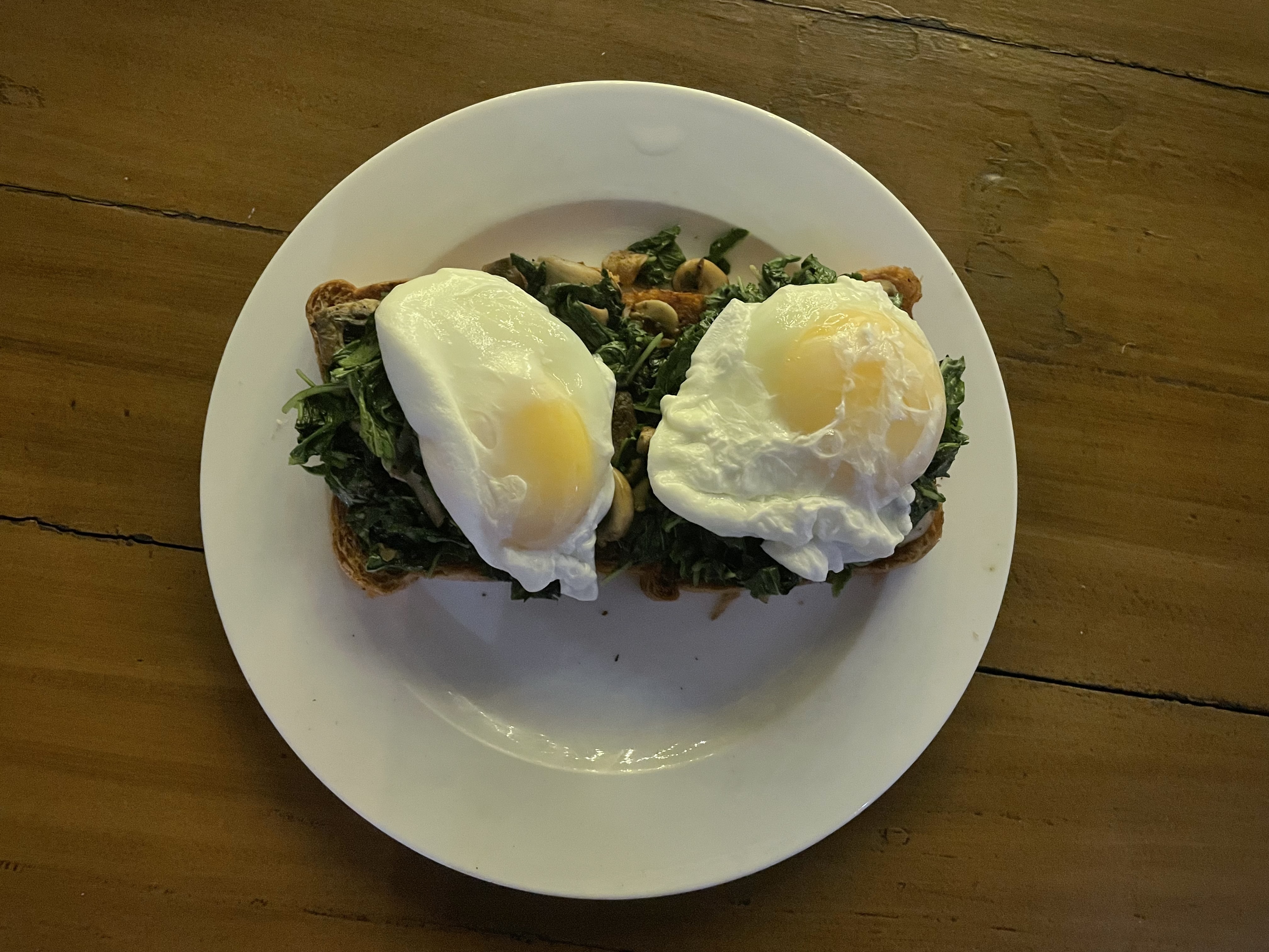 Spinach Mushroom Toast with Poached Eggs 